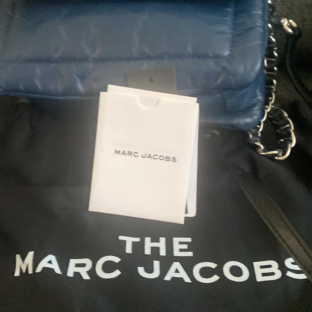 Blue Marc Jacob’s crossbody bag. - Picture 9 of 9